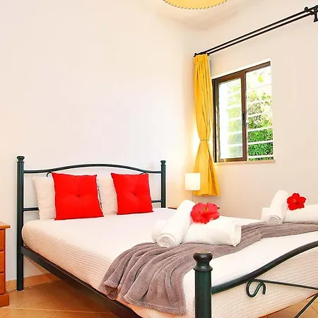 Isis By Algarve Vacation * Αλμπουφέιρα