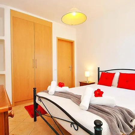 Isis By Algarve Vacation * Αλμπουφέιρα