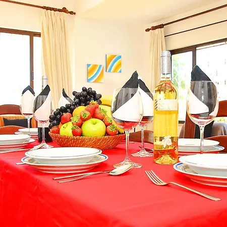 Villa Isis By Algarve Vacation Albufeira